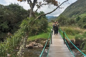 Hiking trail at La Isla in Papallacta