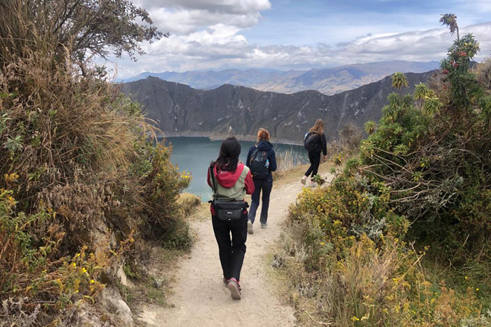 Hiking or trekking around the lagoon